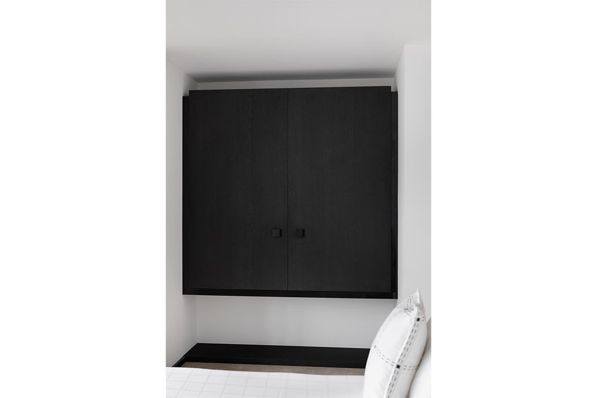 Limed Oak - Smoked Black 06.jpg